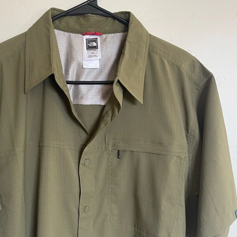 The North Face Button Down Short Sleeve